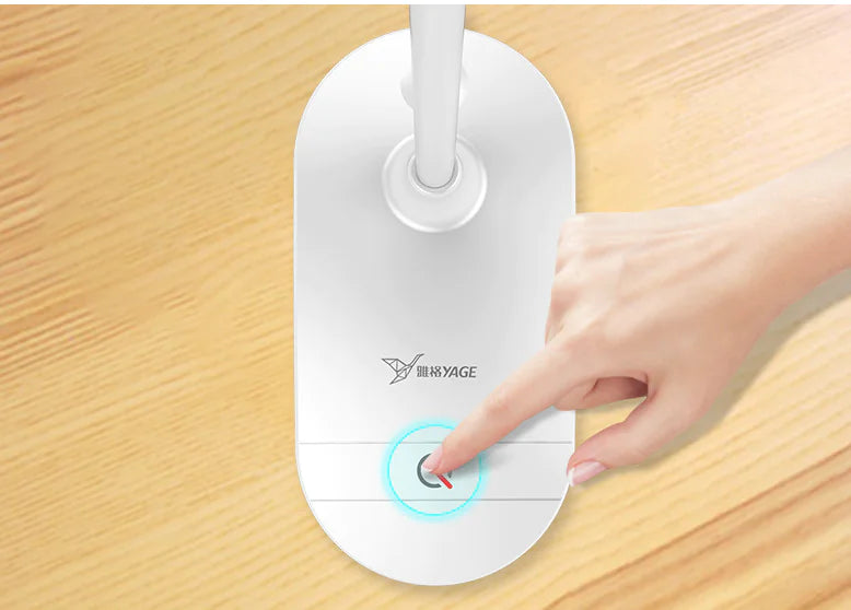 Lámpara de Escritorio con Clip y Recargable